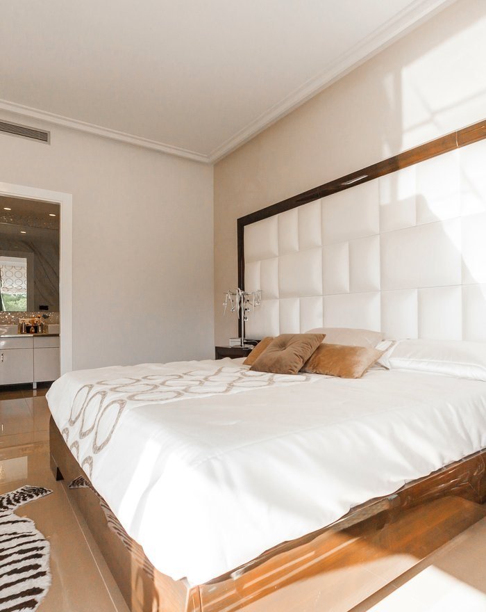 Suite bedroom