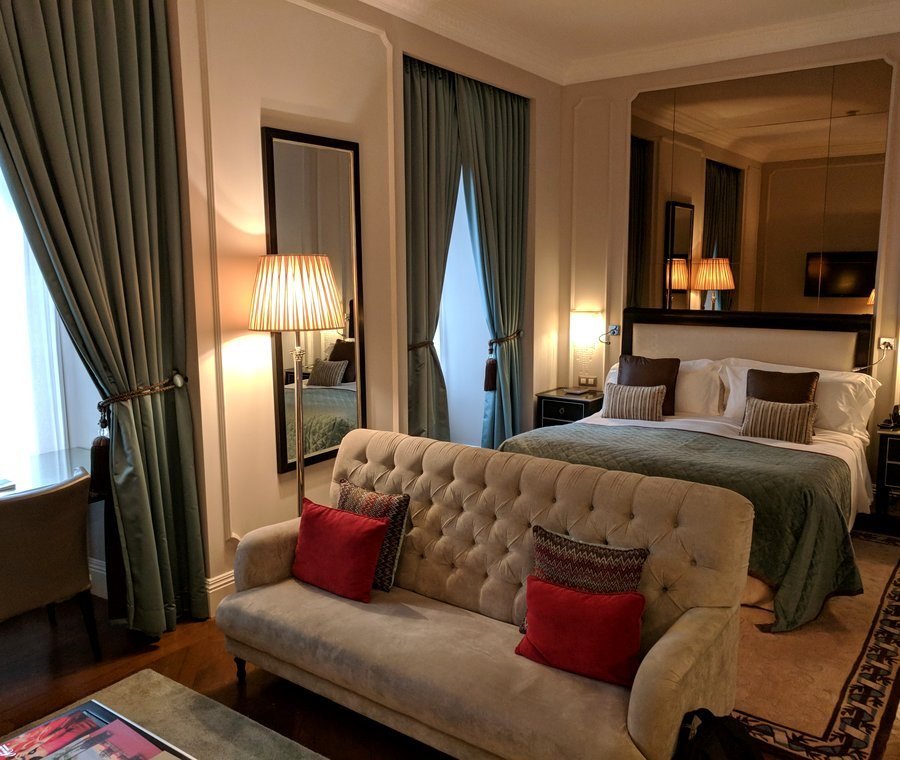 Premium Suite